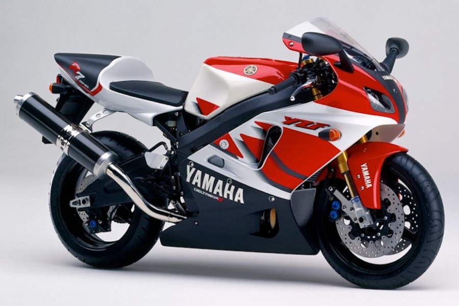 Yamaha R7